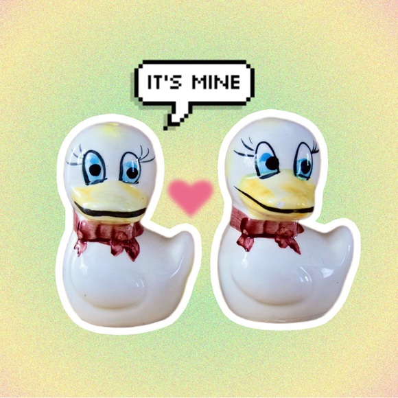 VINTAGE Ducks Salt & Pepper Shaker Set Anthropomorphic Kitsch Collectible Taiwan - Picture 2 of 11